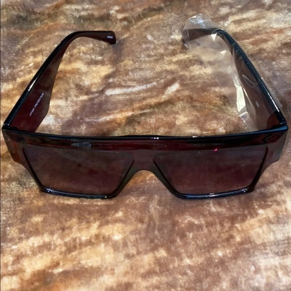 Oversized Clear Wine Spexx Sunnies